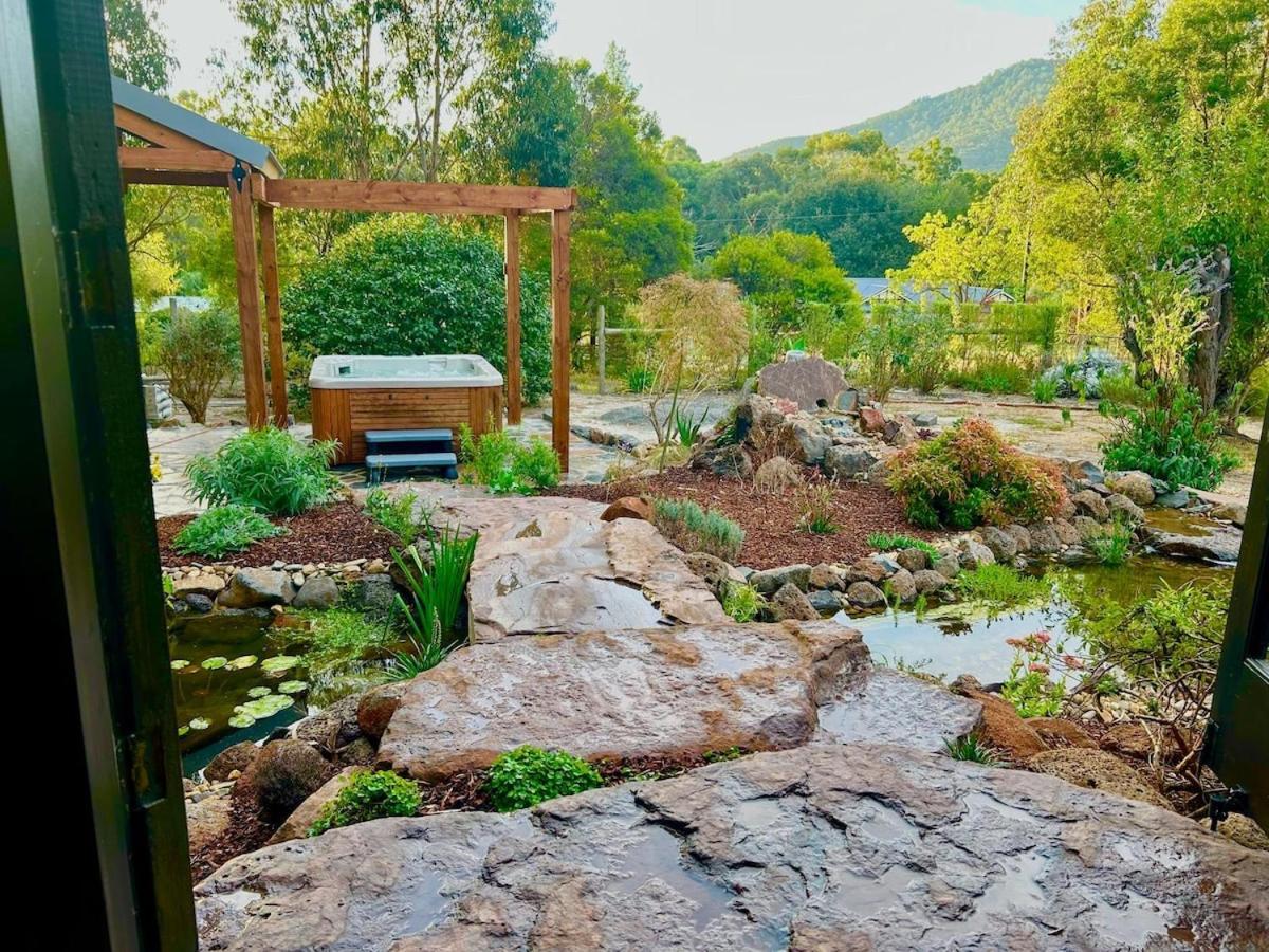 Launching Place The Temple - Country Farm Retreat 빌라 외부 사진