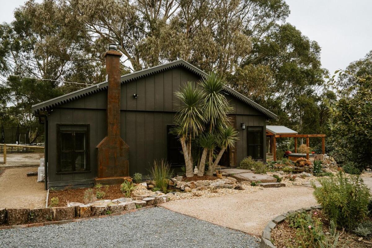 Launching Place The Temple - Country Farm Retreat 빌라 외부 사진